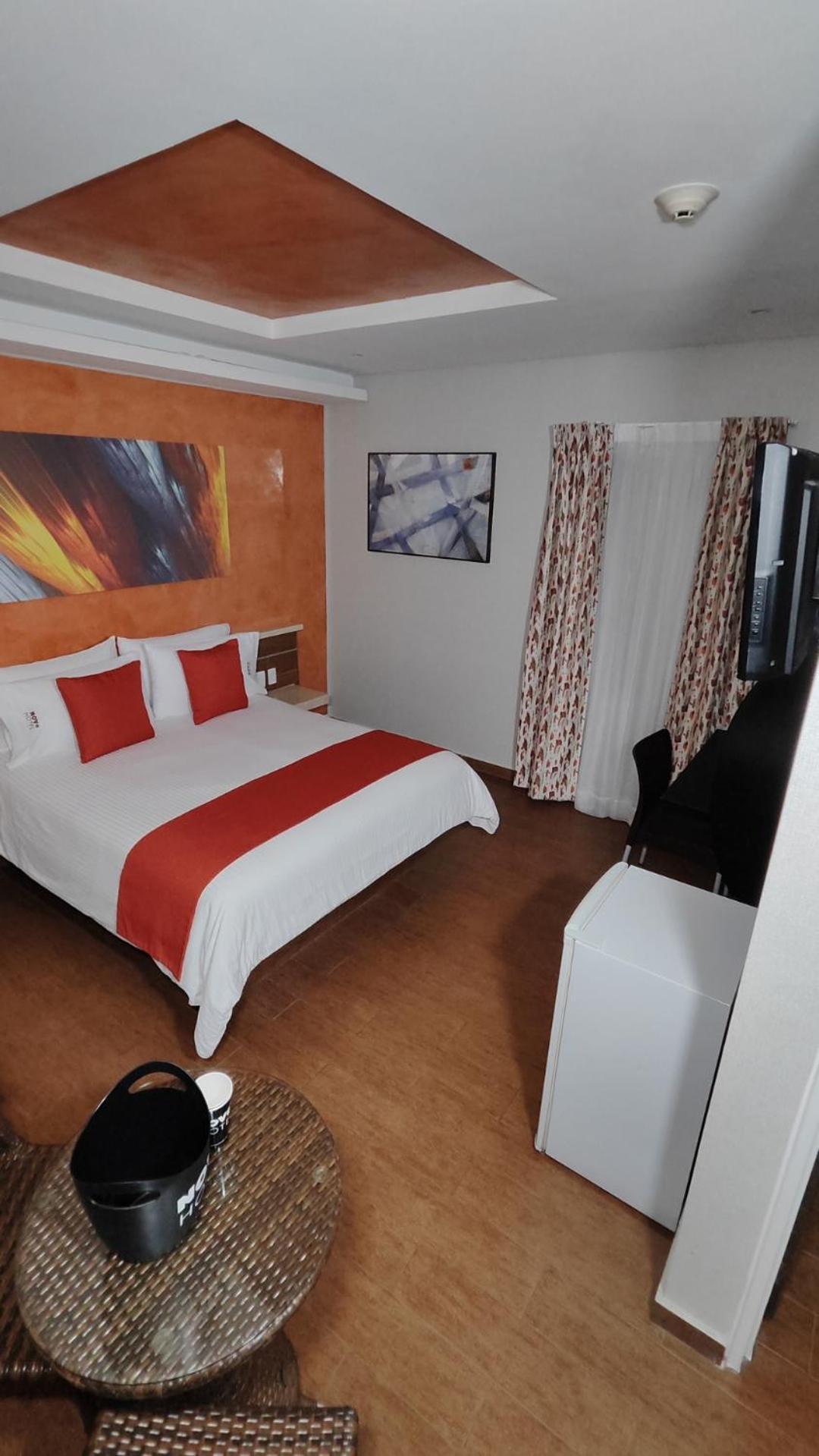 Novo Hotel Каракас Екстериор снимка